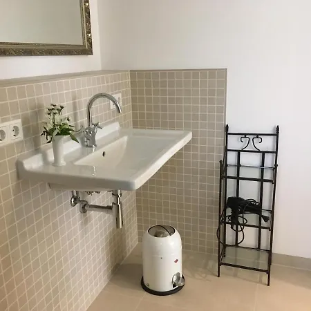 Grosszuegiges -ruhig Und Doch Zentral شقة