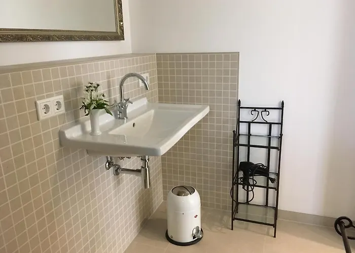 Grosszuegiges -ruhig Und Doch Zentral Lejlighed